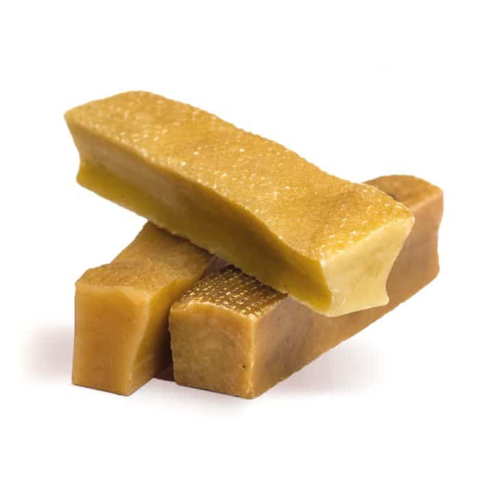 This image has an empty alt attribute; its file name is yakers-combined_1_1_1.jpg