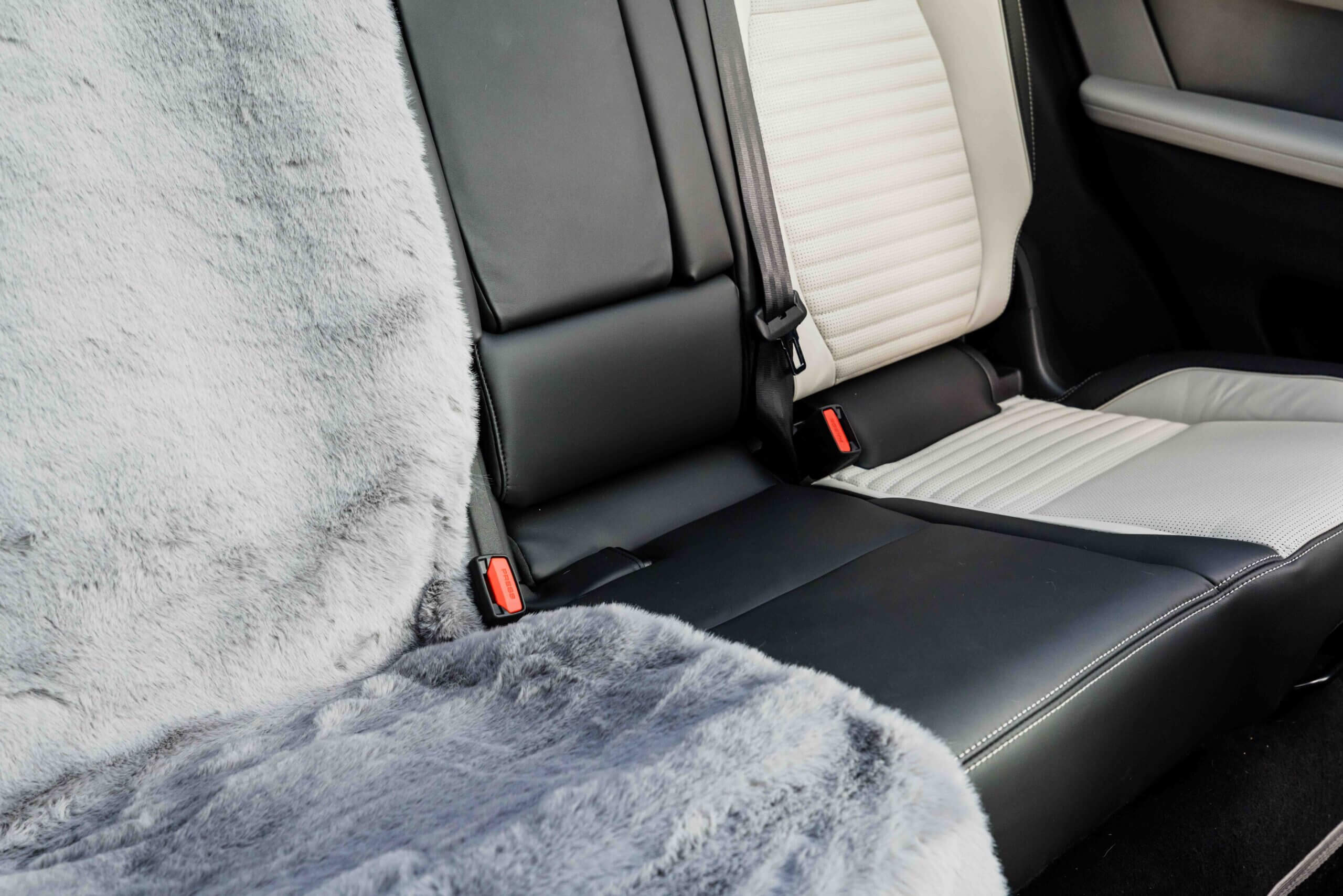 Single Comfy Car Seat Cover - Image 3