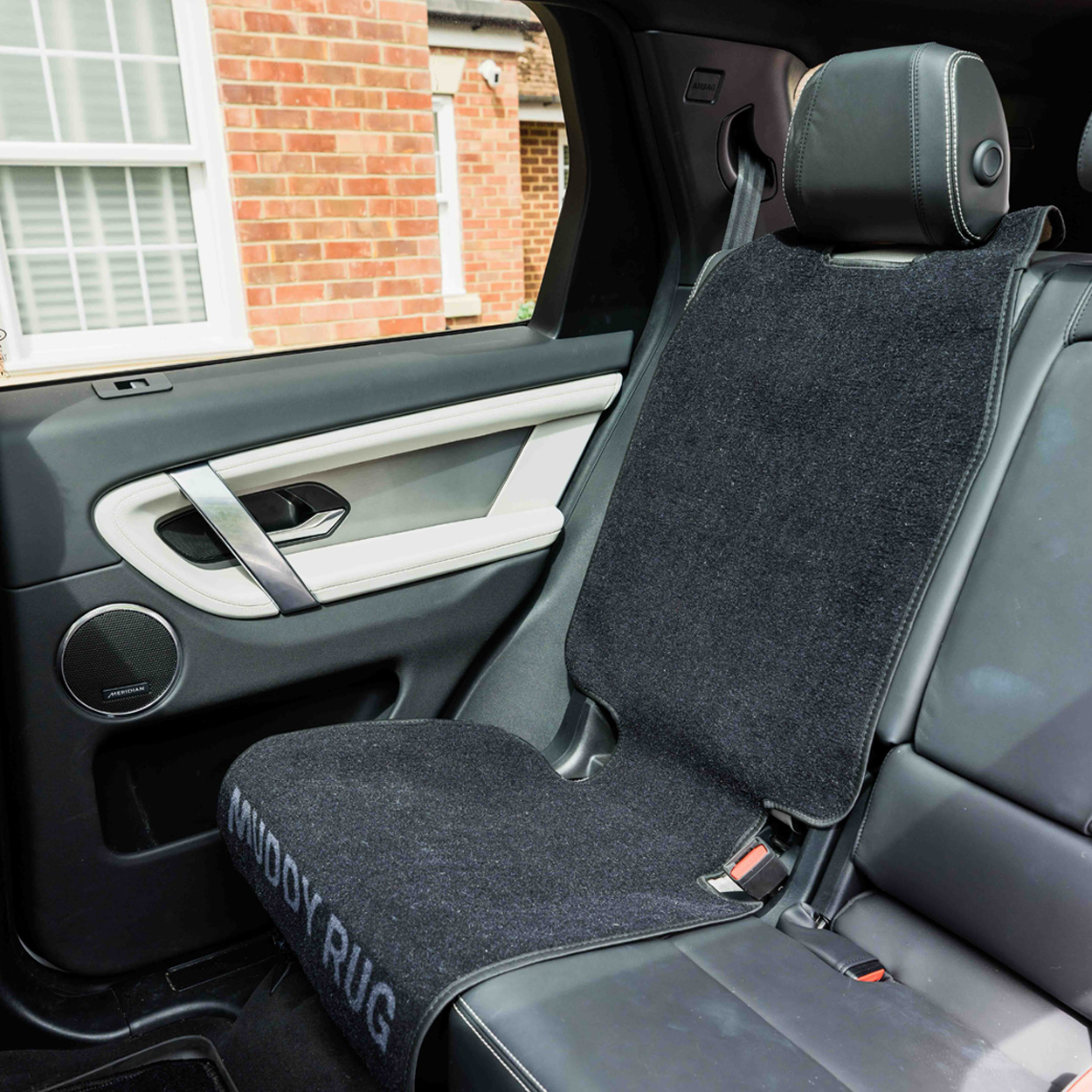 dog car seat fitted in a car